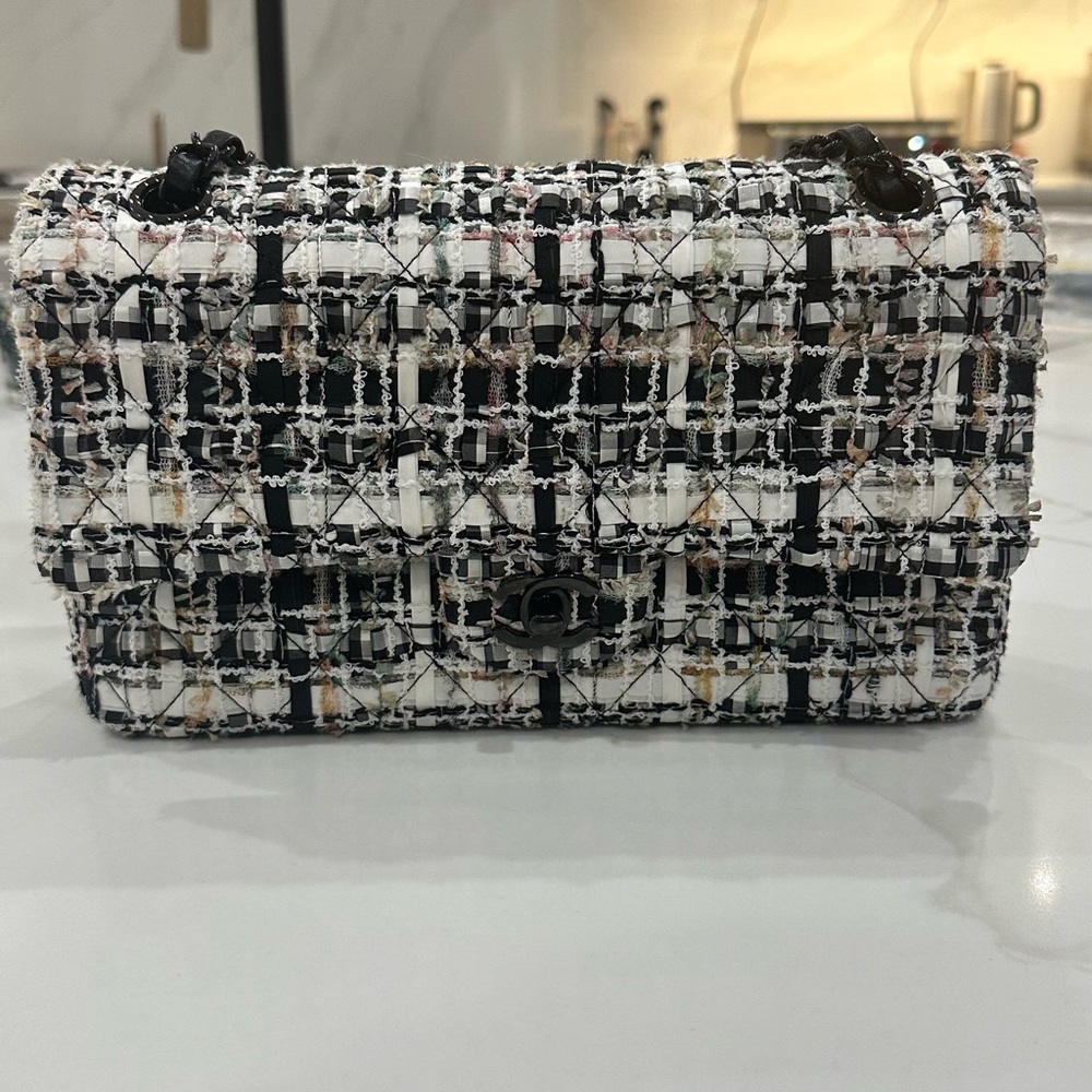 Chanel Classic Medium Double Flap-22C collection